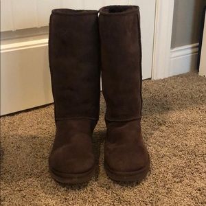 Size 11 Tall Brown Uggs